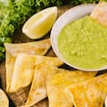 El truco de los expertos para hacer guacamole cremoso y evitar que se oxide