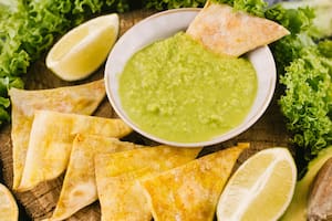 El truco de los expertos para hacer guacamole cremoso y evitar que se oxide