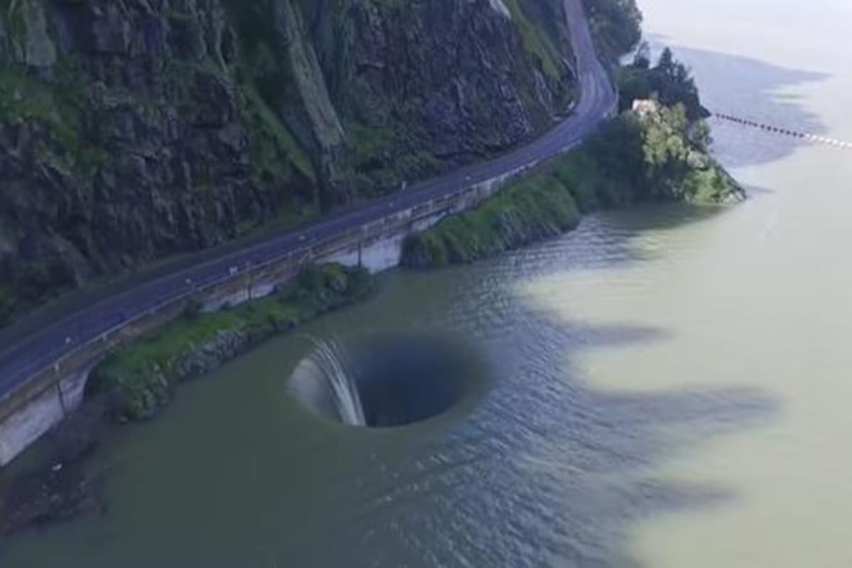 Conoce la verdad detrás de la historia de la puerta del infierno o Glory Hole, como es conocido a nivel mundial