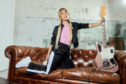 Conocé las nuevas Mayze Glow que se adaptan a cualquier estilo