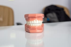 Conocé los mejores remedios naturales para blanquear los dientes