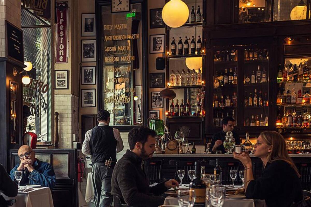 Conocé tus derechos para cuando vas a comer afuera