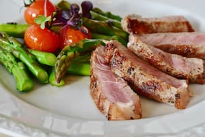 Conocer la cantidad de proteínas de cada tipo de carne puede ayudar a una alimentación más saludable (imagen ilustrativa)