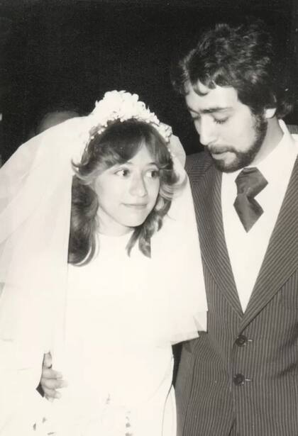 Conoció a María Elena cuando tenía 14 años y se casó a los 23. Fue un gran apoyo en su carrera