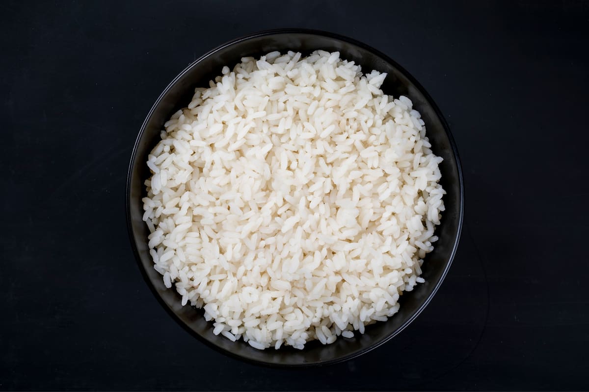 Conservar arroz cocido después de 24 horas puede afectar a la salud