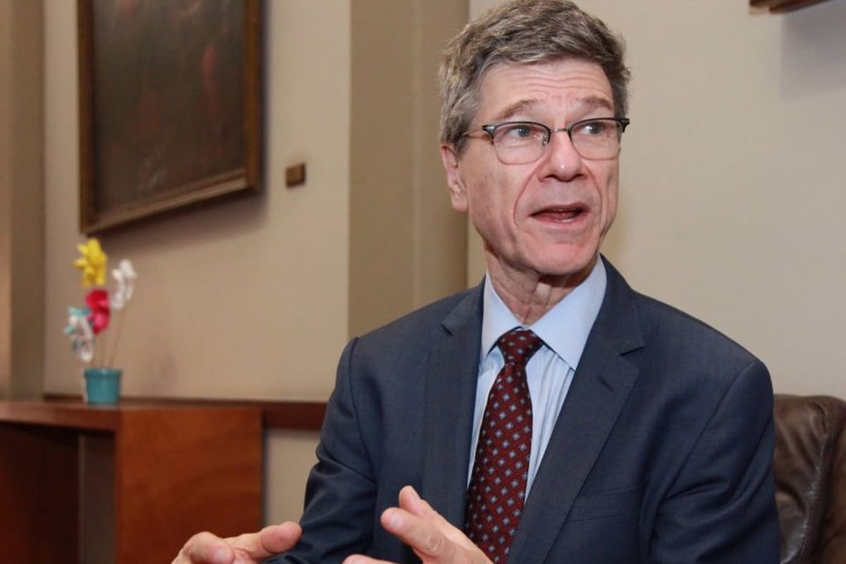 Considerado uno de los economistas más respetados del mundo, advirtió que habrá "dificultades extremas" por la pandemia y que las finanzas deben apoyar la inclusión social; dijo que el alivio para la Argentina tendrá que ser "muy profundo"