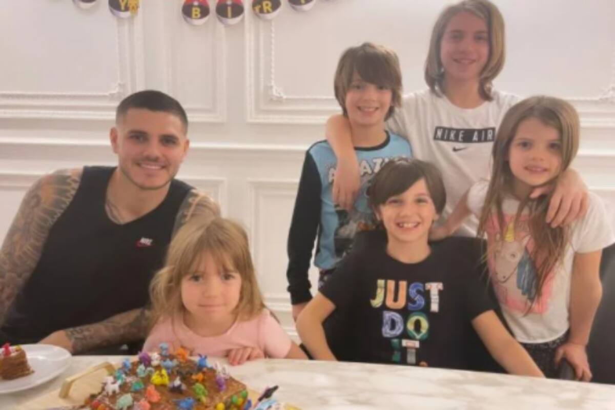 Constantino, hijo de Maxi López y Wanda Nara, cumplió años y tuvo una celebración en familia. Tal como se pudo ver en las redes de su mamá, Mauro Icardi estuvo a cargo de la decoración de la torta