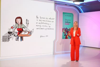 Constanza Cilley (Voices) durante su presentación