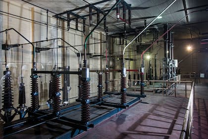 Construida en los años 70 por la Compañía Ítalo Argentina de Electricidad (CIAE).