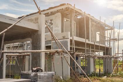 Construir una casa de 110 m², con los materiales más económicos, aunque sin perder calidad, rondaría los US$170.170