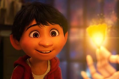 Consuela pensar que permanecemos en los recuerdos de los vivos, como lo expresa la trama de la película para chicos Coco.