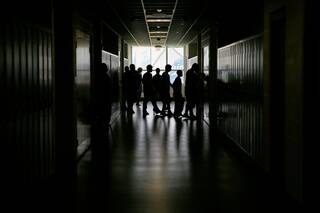 Consumo de drogas entre adolescentes de EEUU sigue bajo pero sube levemente uso de heroína y cocaína