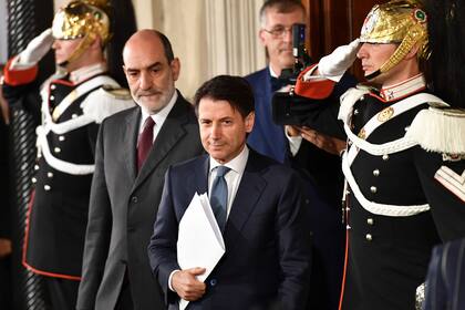 Conte, ayer, después de reunirse con el presidente Mattarella, que le encargó formar gobierno