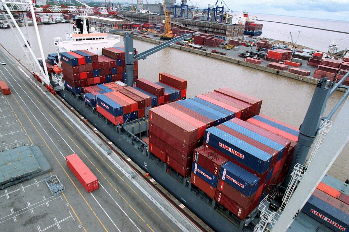 Contenedores en el puerto de Buenos Aires