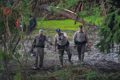 Continúa la búsqueda de las niñas desaparecidas del Campamento Mystic a orillas del Río Guadalupe