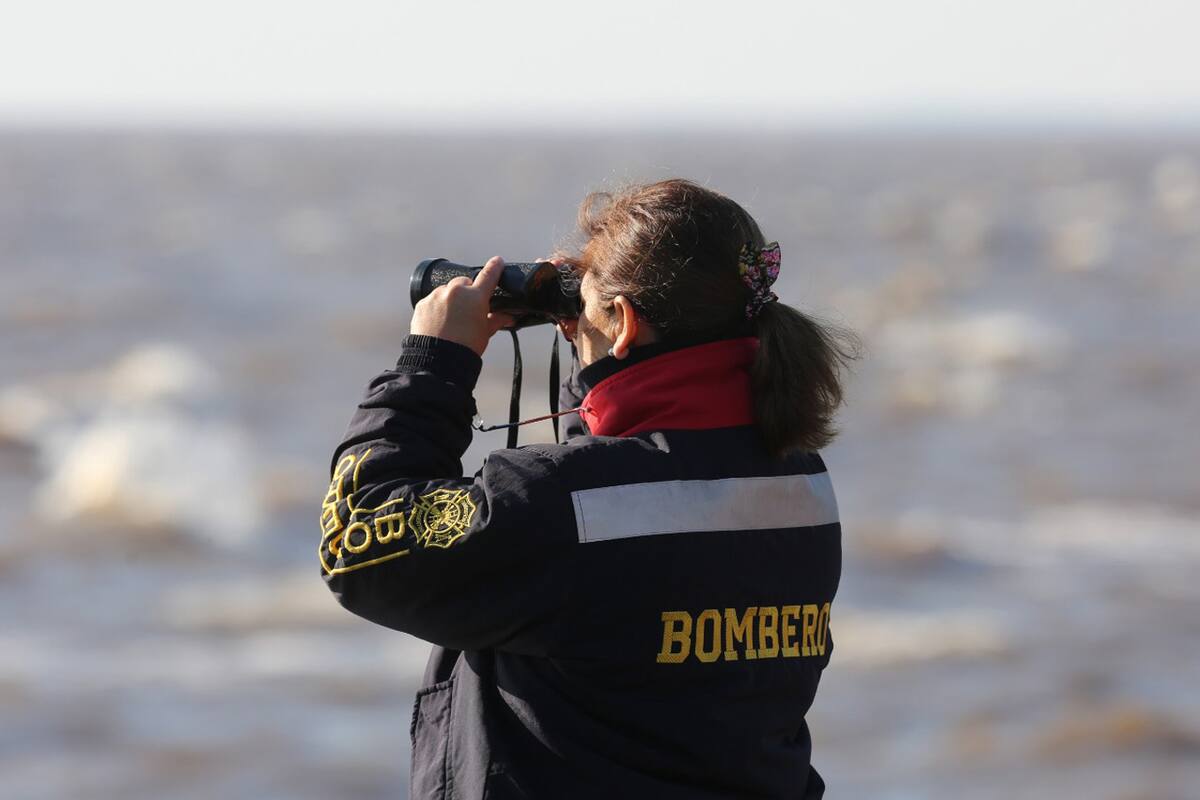 Continúa la búsqueda de los pescadores desaparecidos en Punta Lara