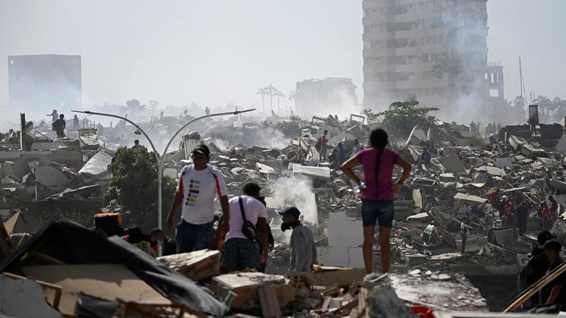 Terremotos en Venezuela: ya son 164 los muertos y casi 1000 los heridos
(AP/Ariana Cubillos)