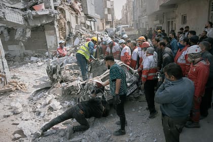 Continúan los bombardeos en Irán