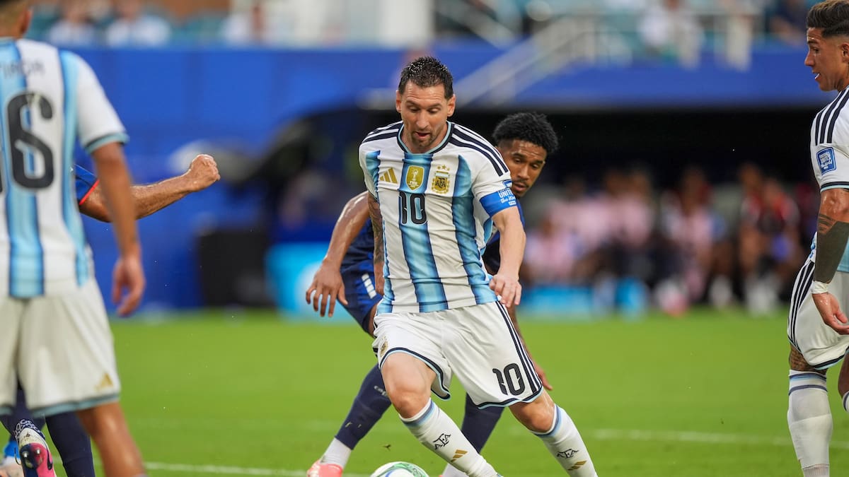 As oitavas de final continuam com Brasil contra Noruega e México contra Inglaterra