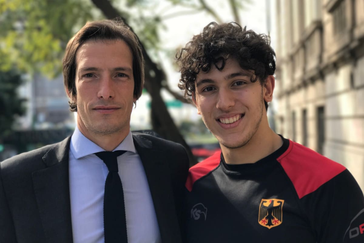 Contó una particular anécdota con Iván de Pineda y su mensaje se hizo viral en Twitter Foto: Twitter @yyeguo