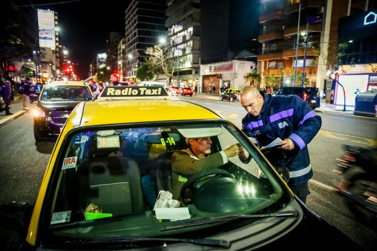 Control policial durante el recital de Coldplay