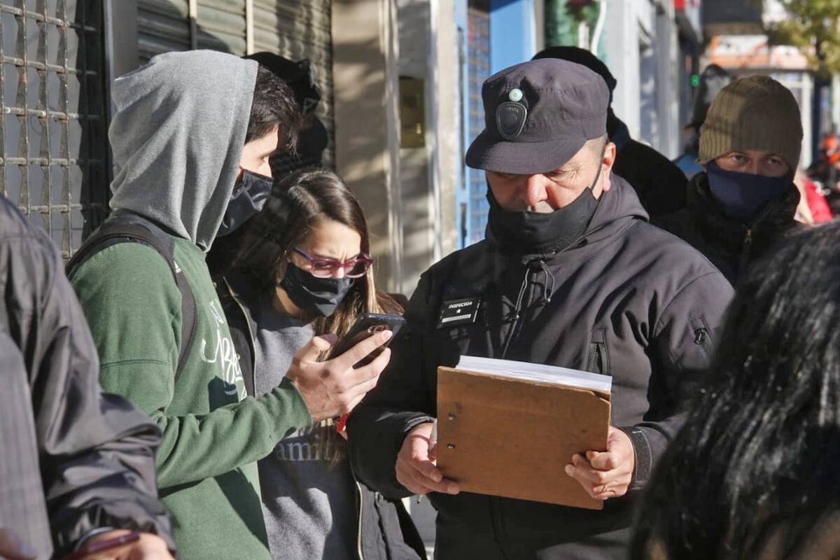 Controles colectivos accesos Buenos Aires policía