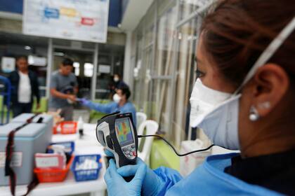 Controles de temperatura en Tulcán, Ecuador