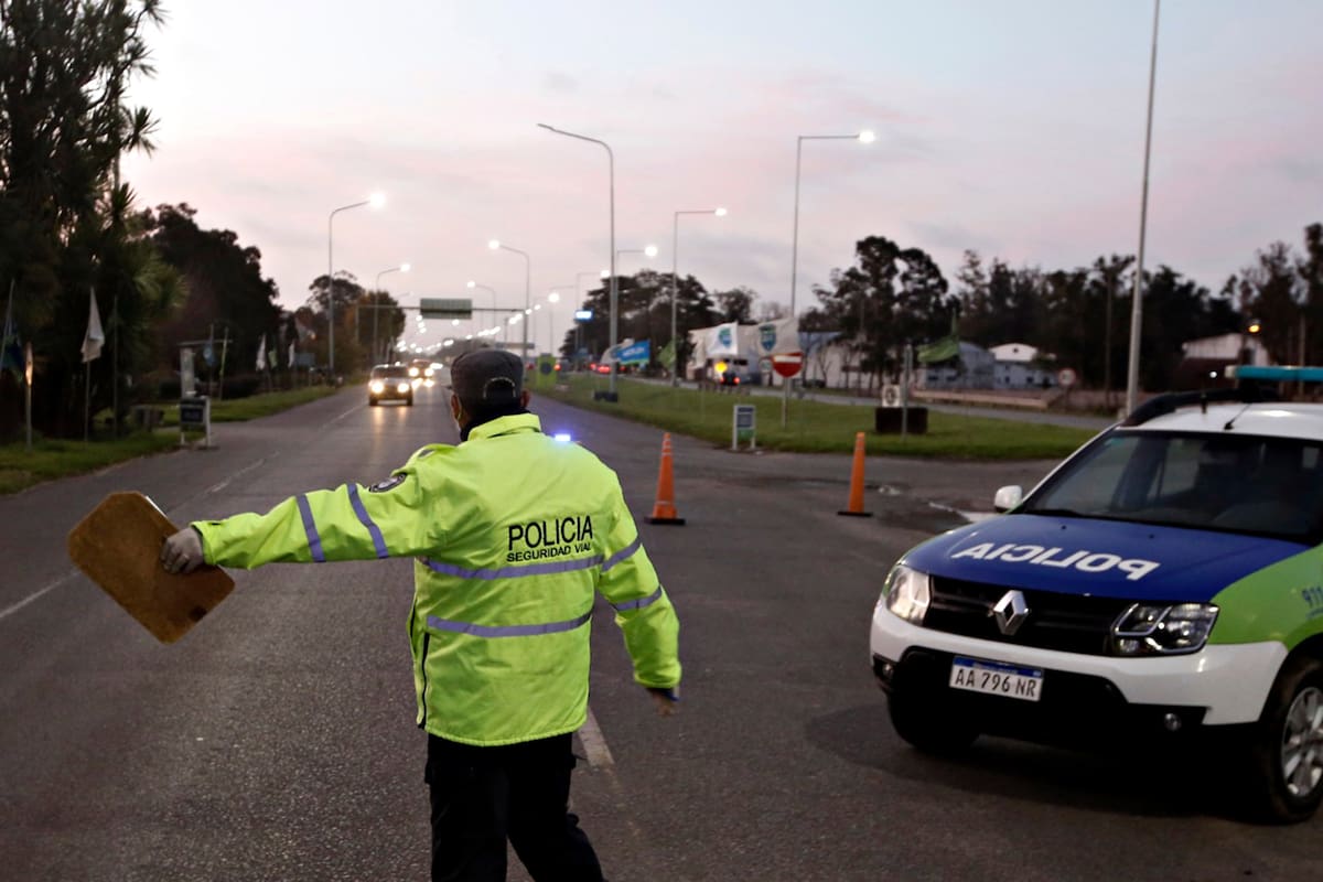 Controles en los accesos a Mar del Plata. El municipio advierte a los viajeros que "no van a entrar"