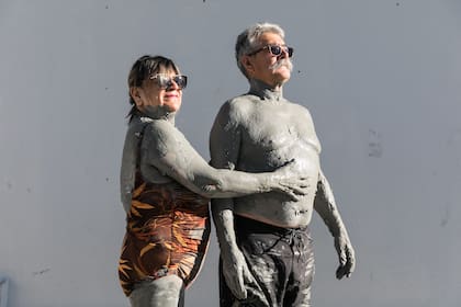 Copahue gira alrededor de su complejo termal.