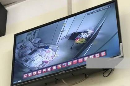 El gobierno publicó actualizaciones periódicas en televisión sobre el estado del piloto.