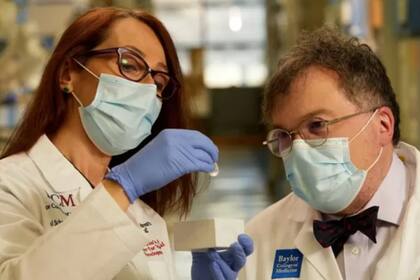 Corbevax, la primera vacuna sin patentes contra el Covid-19 desarrollada por una científica hondureña