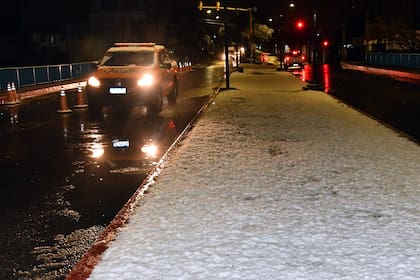 Nevó también en los alrededores de la ciudad de Córdoba