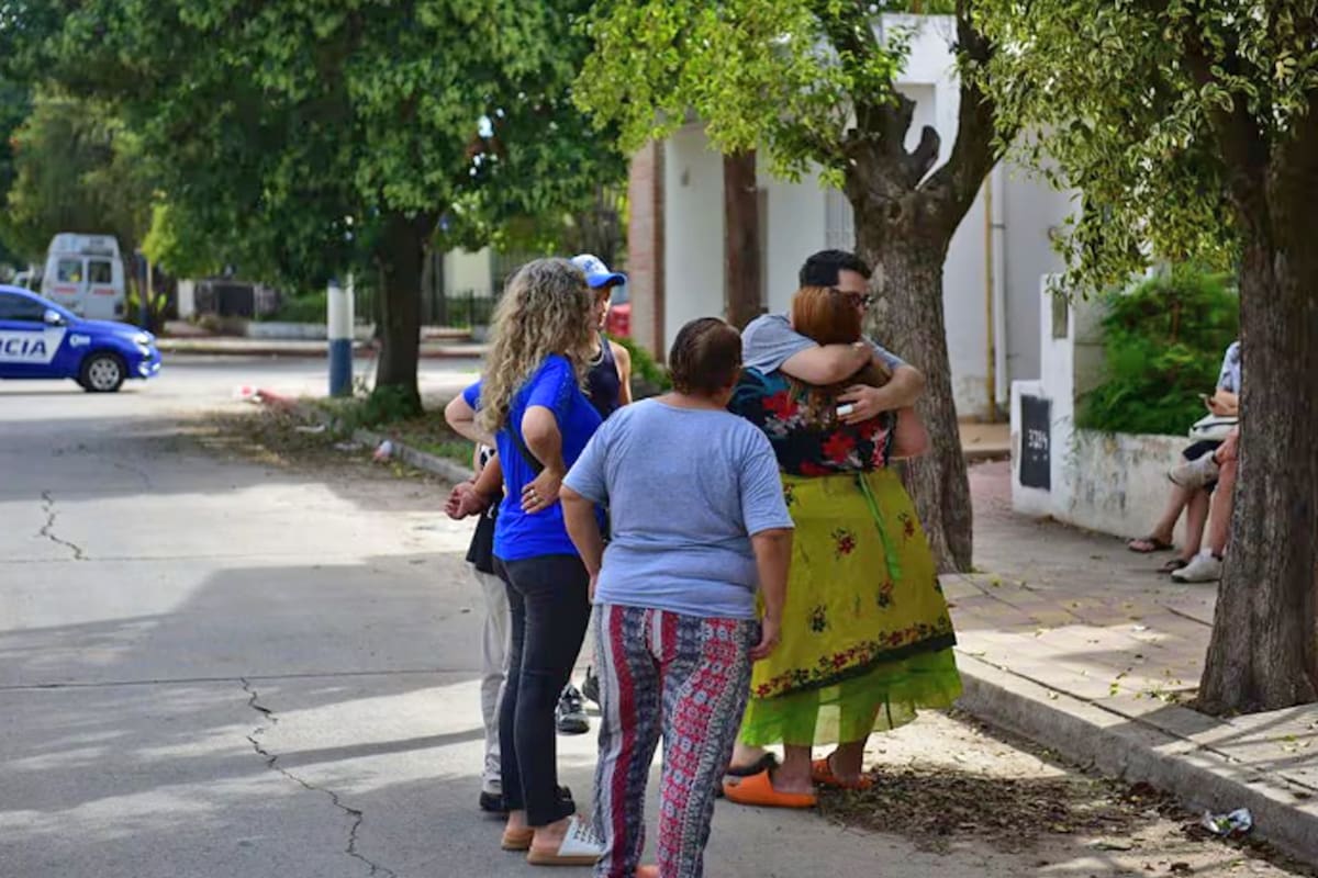 Córdoba: la familia del joven que apareció en un freezer y luego murió denuncia que al menor “lo mataron”