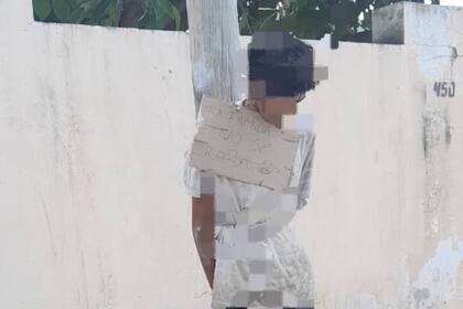 Córdoba: le robó a la familia y lo escracharon en la vía pública