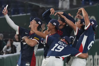 Corea del Sur avanza a cuartos del Clásico Mundial con victoria 7-2 sobre Australia