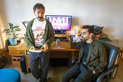 Cornás y Cavia en su estudio porteño de Belgrano