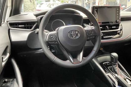 Entre las principales modificaciones se encuentra la configuración de la suspensión con un ajuste de las válvulas de los amortiguadores delanteros y traseros