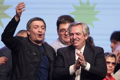 Alberto Fernández dijo que Máximo Kirchner "tiene todas las virtudes" para presidir el PJ bonaerense