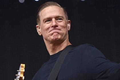Coronavirus: el cantante Bryan Adams subió un polémico mensaje a las redes