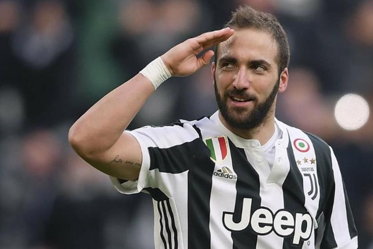 Coronavirus: en Italia hablan de la "fuga" de Pipita Higuaín para volver a Argentina