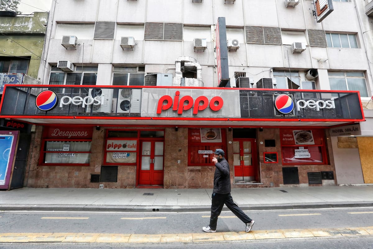 Coronavirus en la Argentina. Cerró uno de los dos locales del histórico restaurante Pippo