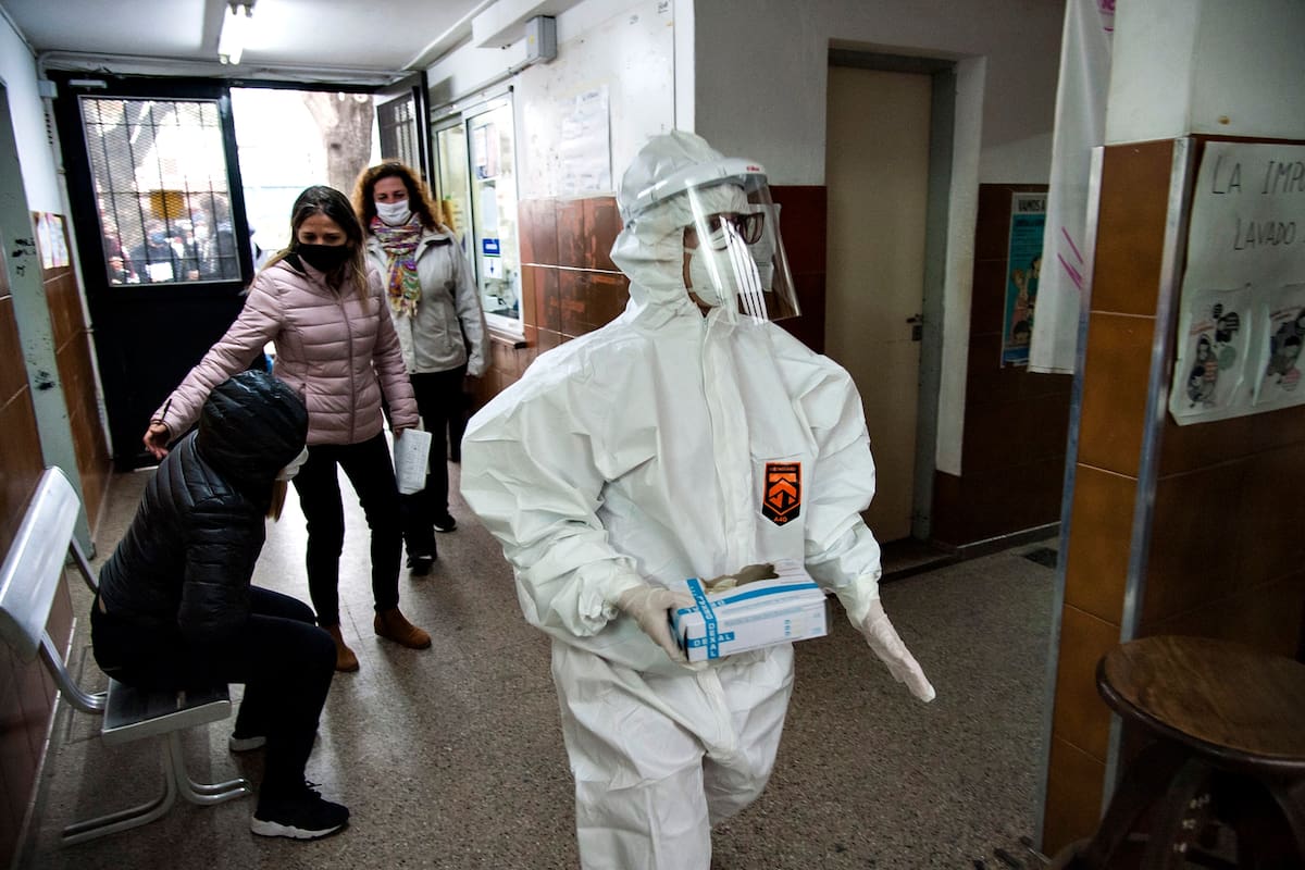 Coronavirus: en las últimas 24 horas, 840 personas dieron positivo; se reportaron 17 nuevas muertes