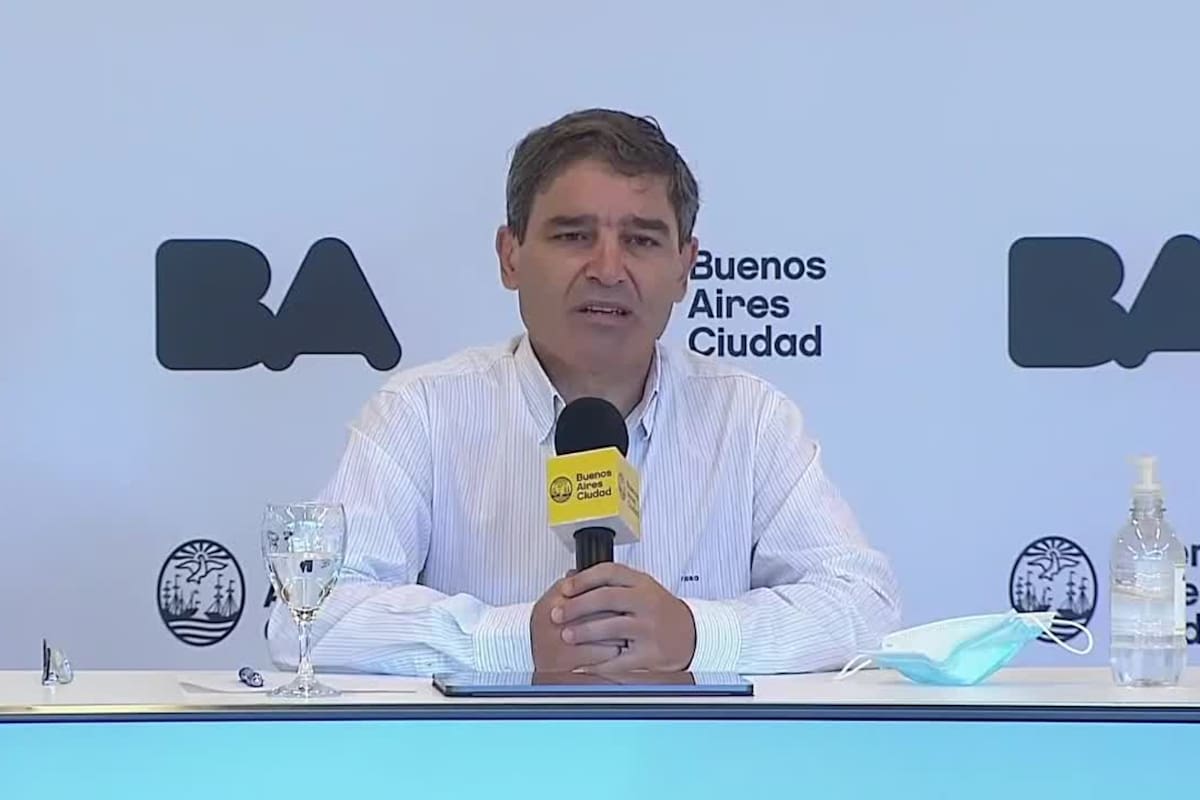 Coronavirus. Fernán Quirós se refirió al plan de vacunación y el nivel de aceptación de la Sputnik V