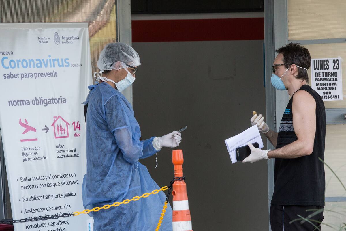 Coronavirus: harán testeos a los trabajadores de los centros de salud porteños para detectar casos asintomáticos