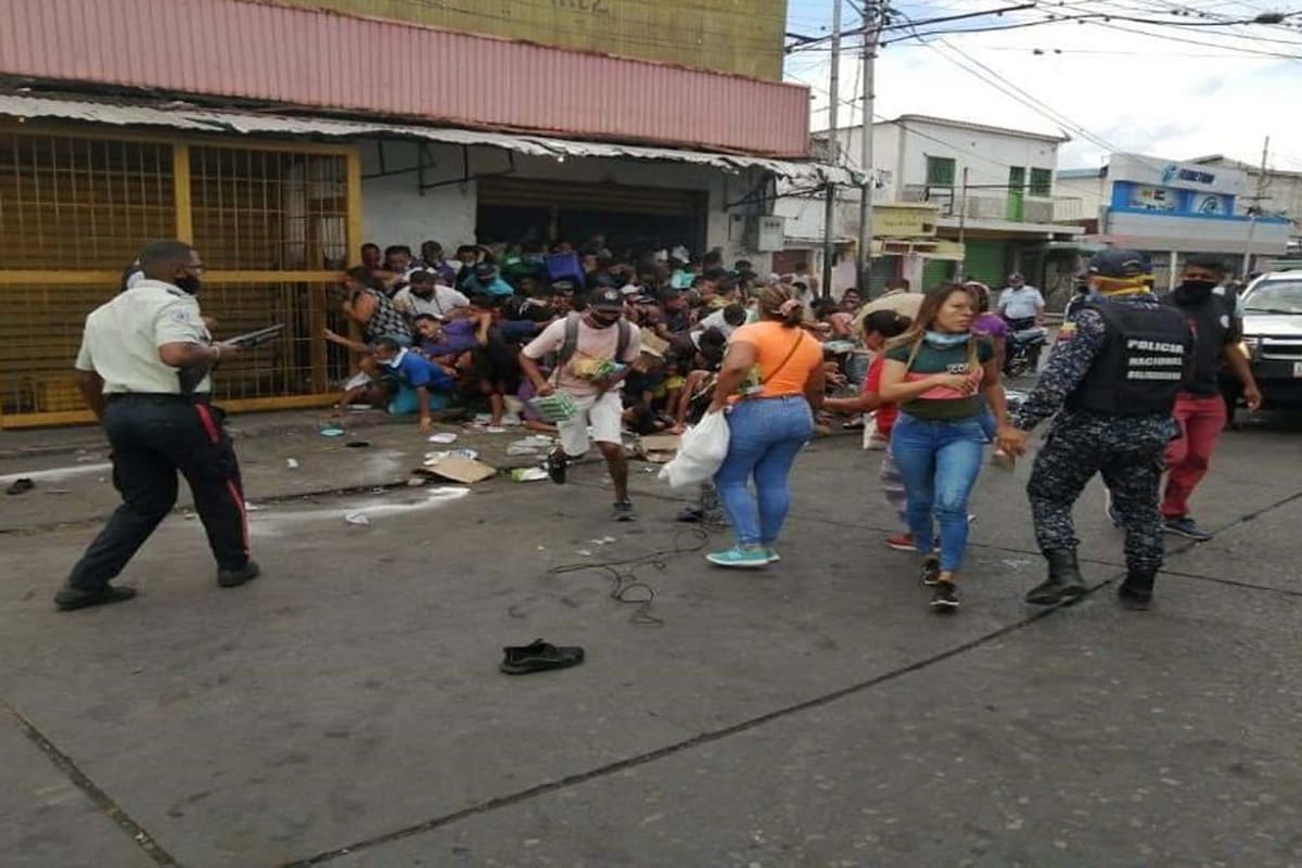 Coronavirus: Más saqueos en Venezuela y Maduro cerca Caracas