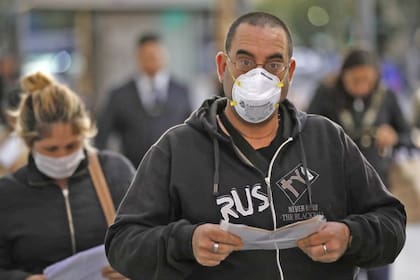 Coronavirus: ya son cinco las provincias que le dicen sí al barbijo