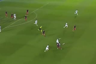 La impresionante conquista desde casi 70 metros que coronó una noche inolvidable para Atlético Tucumán
