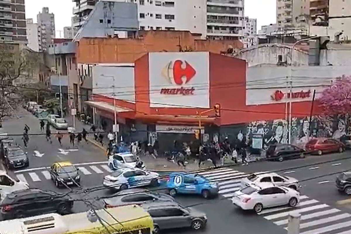 Corridas y tiros entre bandas de Independiente