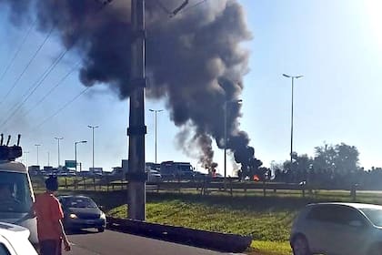 Fallo de la Corte: sindicatos y organizaciones sociales cortan la Panamericana y otros accesos en apoyo a Cristina Kirchner