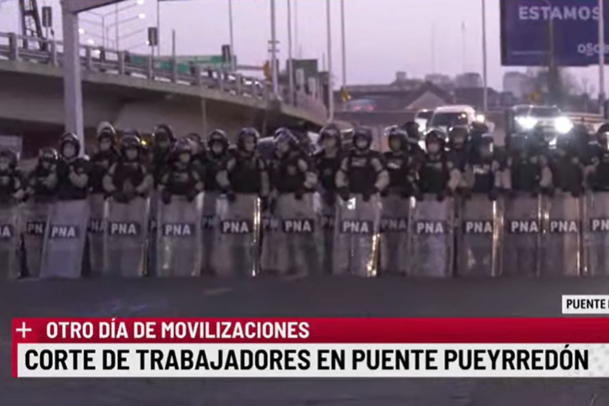 Corte en el Puente Pueyrredón